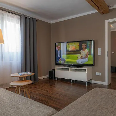 Boutique Zum Gruenen Baum Hotel